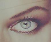 rechtes Auge